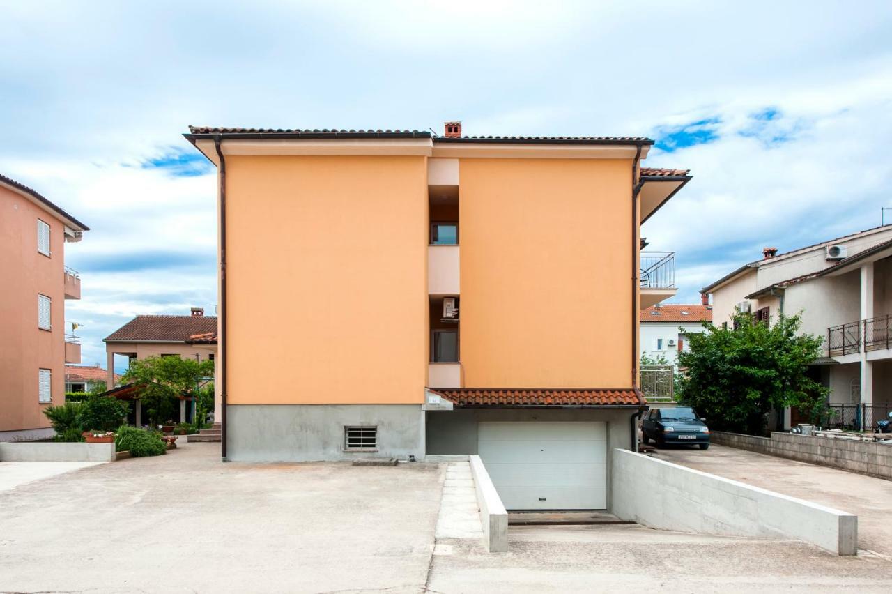 Apartman Sonata Rovinj Exterior photo
