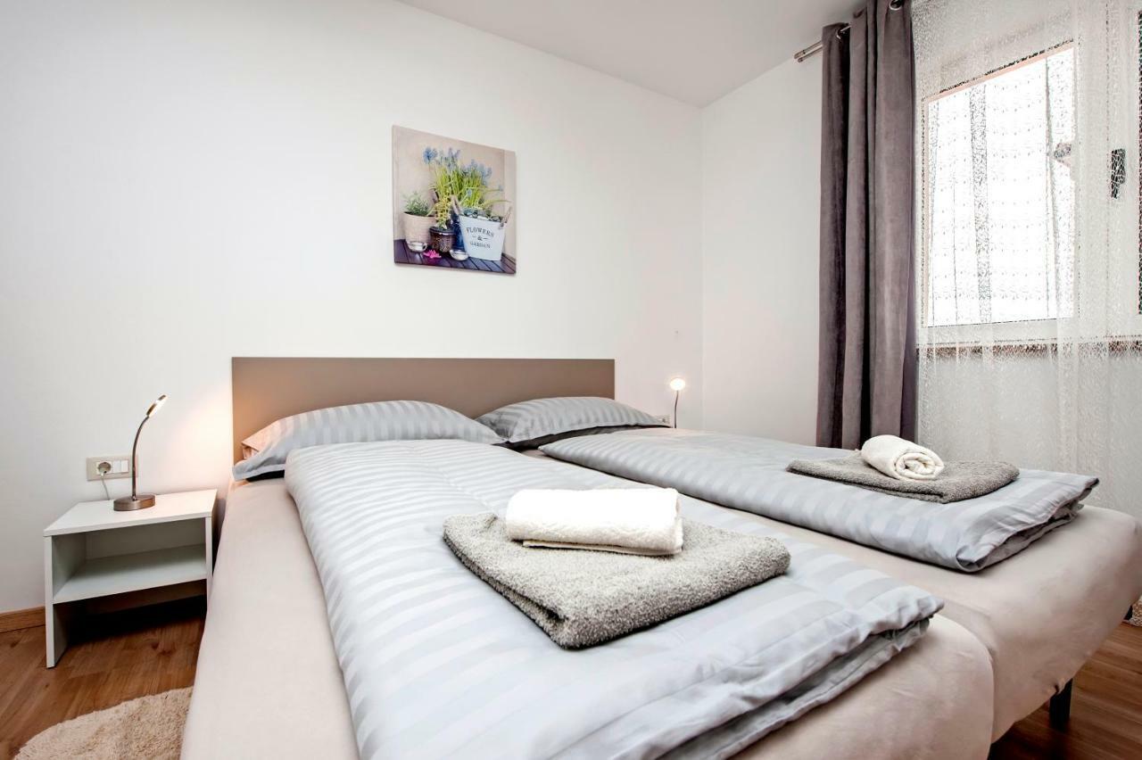 Apartman Sonata Rovinj Exterior photo